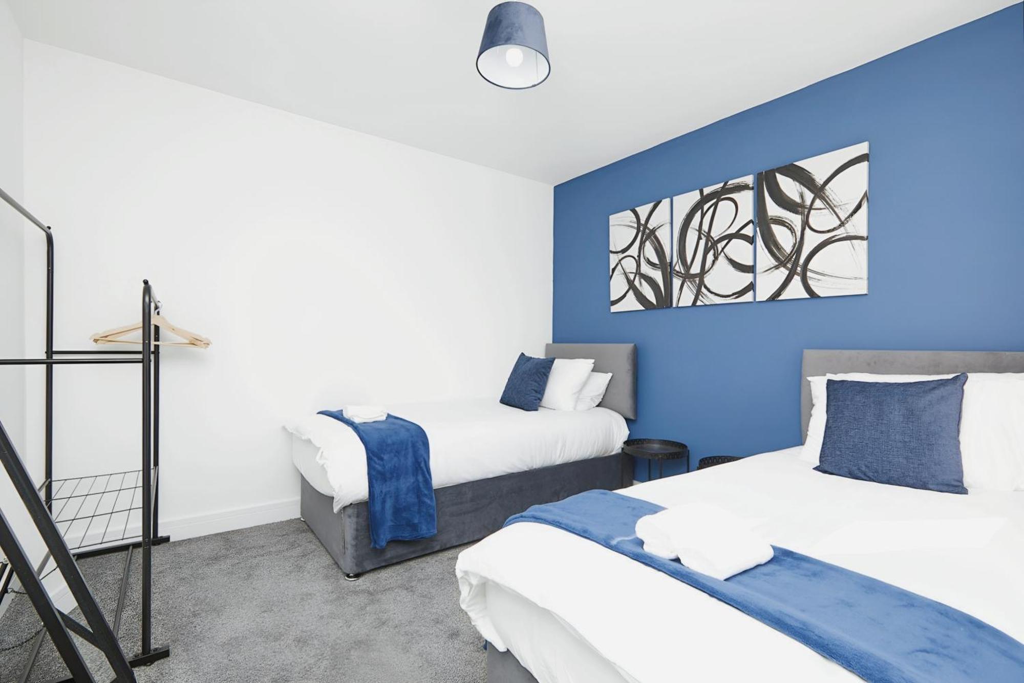 Apartment Modern In City Centre - Free Gated Parking Derby